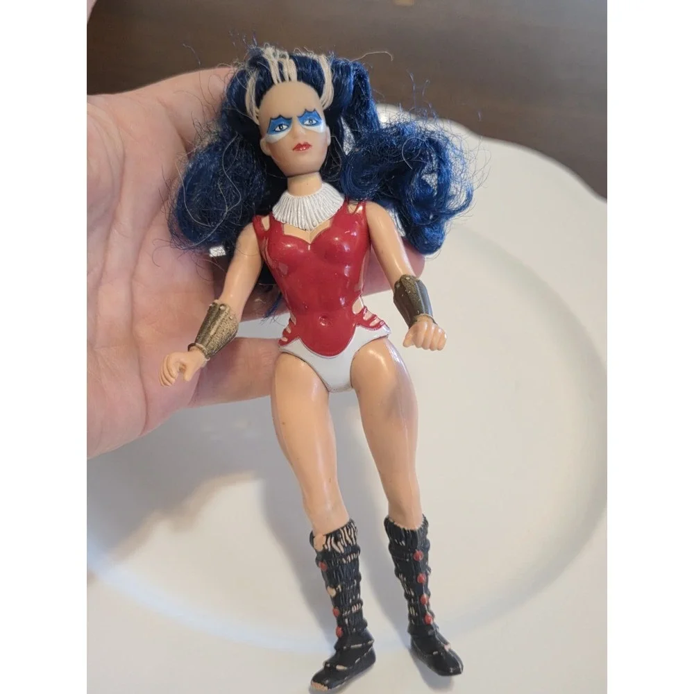 Vintage Galoob Golden Girls Guardians of the Gemstones Vultura Action Figure 80s